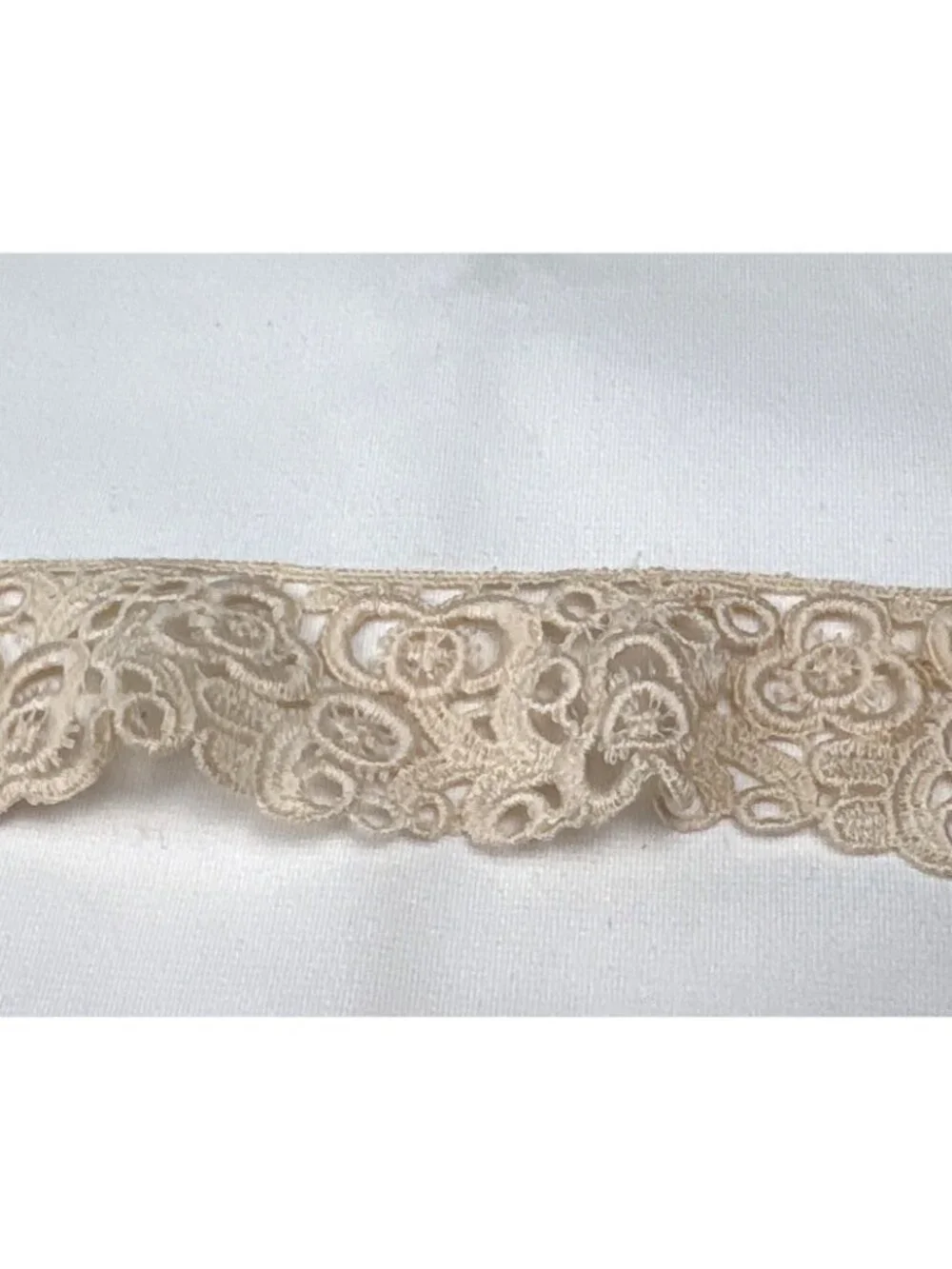 Floral Lace Trim Beige 1.5
